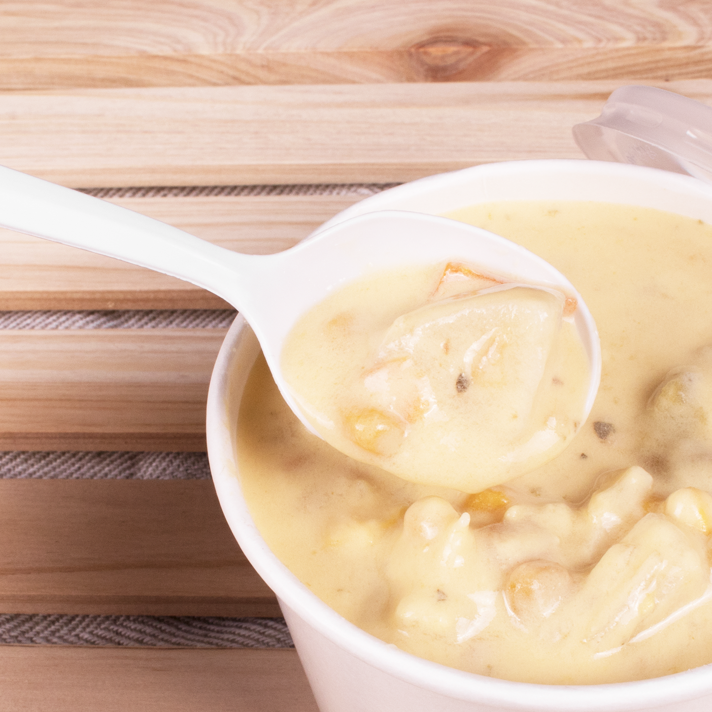 Soup Spoon, Medium Weight/White(1000/cs)_PP